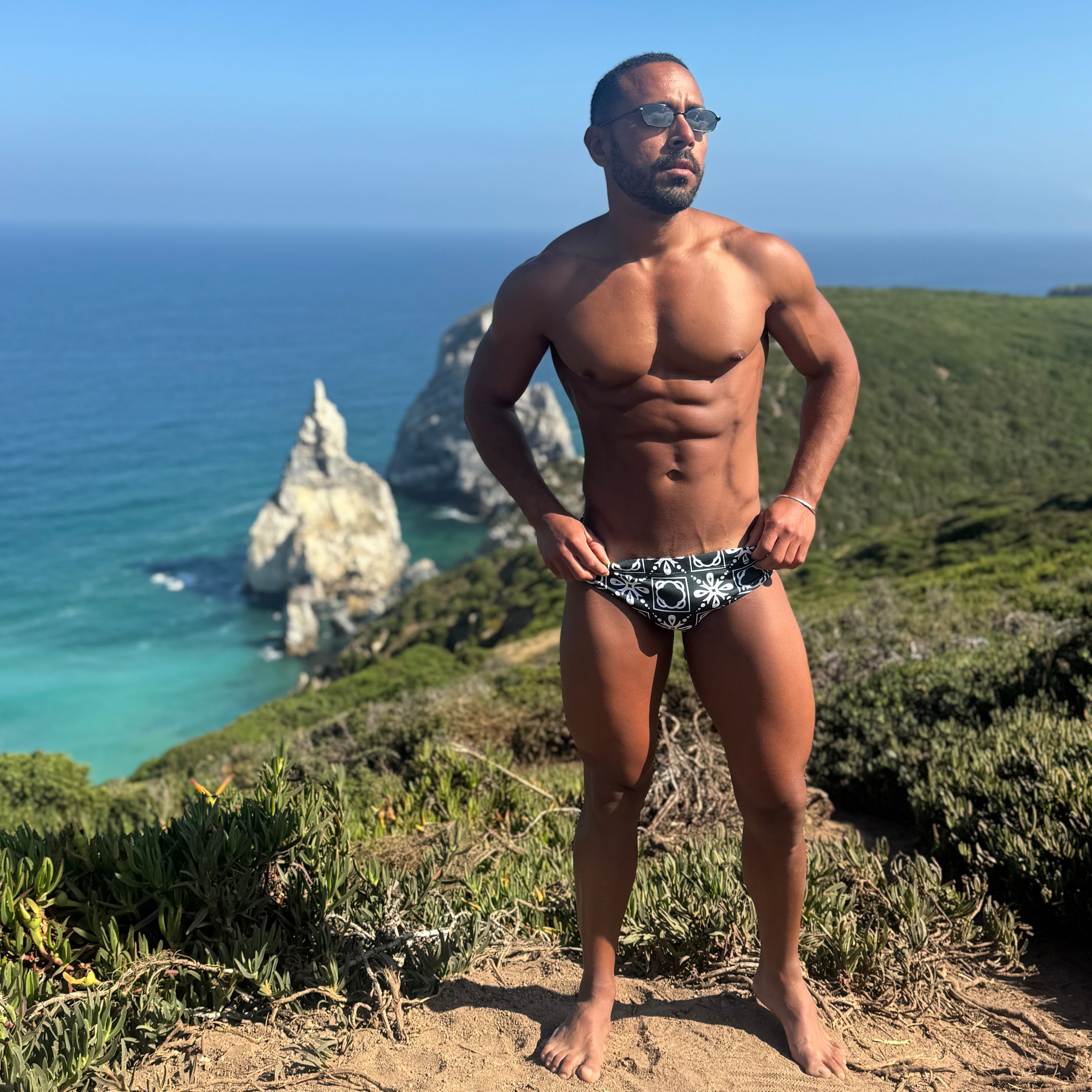 Mouraria – Men's Sunga Swim Brief | KELI Swim